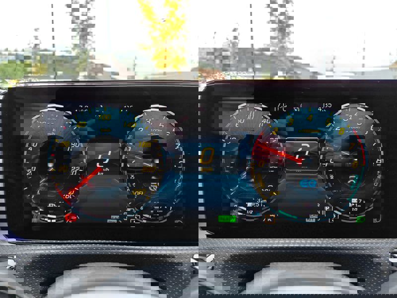 Image Mercedes-Benz CLASSE A A 250 e  Berline Compacte AMG Line 